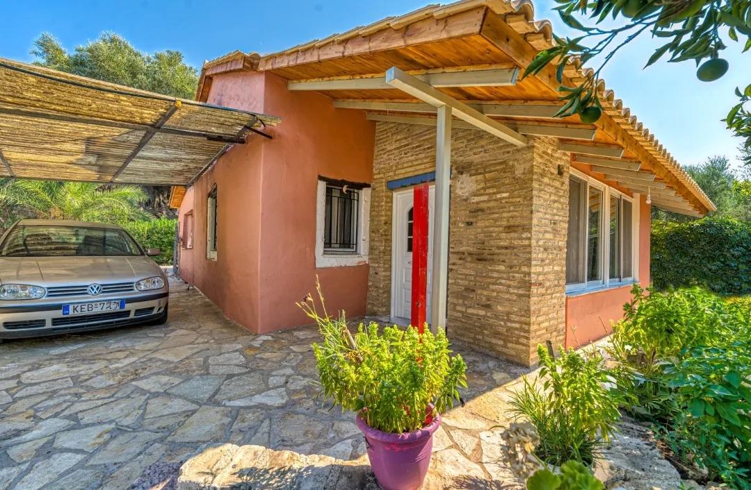 houses for sale : House for sale in Lithakia